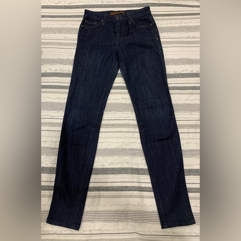 Joe’s Jeans - High Rise Skinny Jeans - Size 24